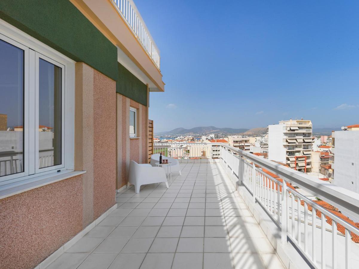 Modern Penthouse Overlooking Halkis Chalkís Kültér fotó